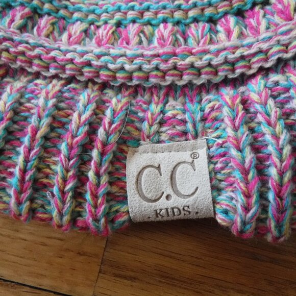 C.C. Kids Knit Winter Hat Beanie Pink Yellow Green - Picture 2 of 5